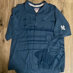 Tommy Bahama Baseball NY Yankees men’s shirt..size XL